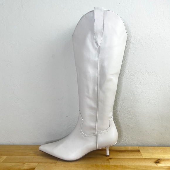 Steven Britt Cream Faux Leather Pointed Toe Kitten Heel Western Cowboy Boots 7.5 - Picture 1 of 14